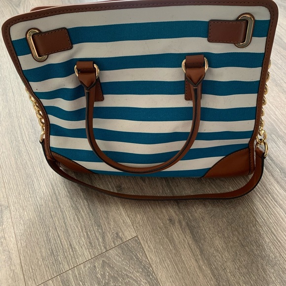Michael Kors Hamilton Striped Tote - Picture 2 of 4